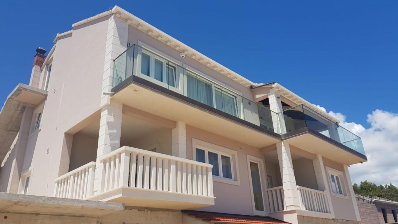 Apartments Tanja ซาวาลาติซา ภายนอก รูปภาพ
